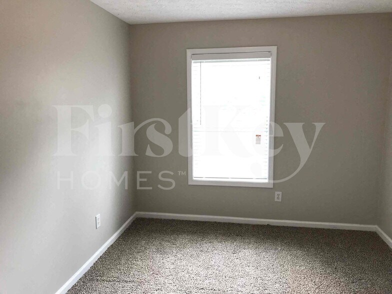 Building Photo - 7945 Weathers Ct