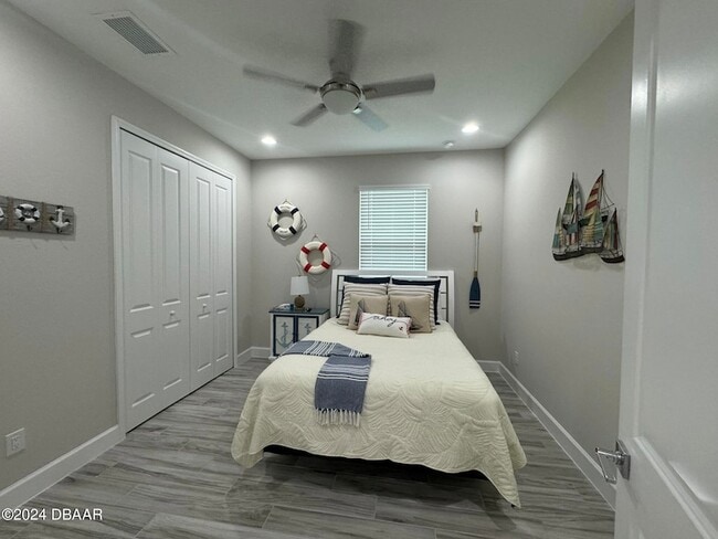 Building Photo - 903 Coral Reef Way