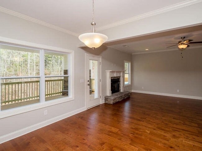 Building Photo - 4547 Willie Daniel Dr