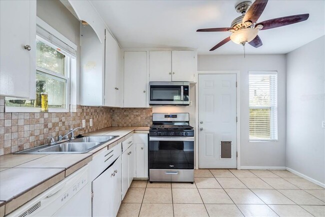 Building Photo - 4603 Jinx Ave