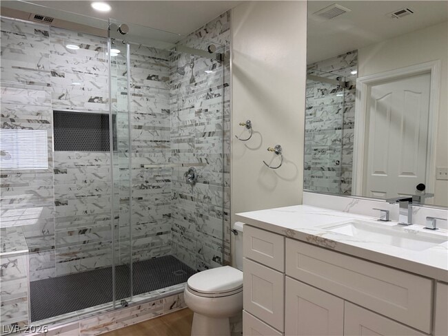 Building Photo - 458 Winthrop Pl