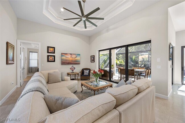 Building Photo - 1871 Dogwood Dr