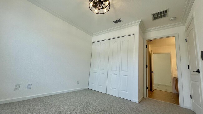 Building Photo - 110 Newberry Ln