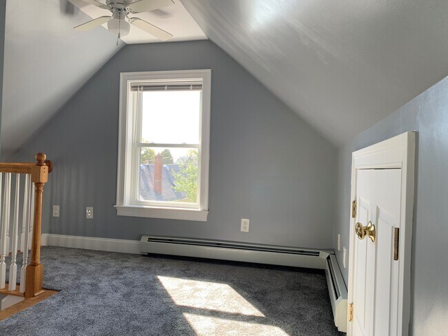 Building Photo - 3 Commercial St