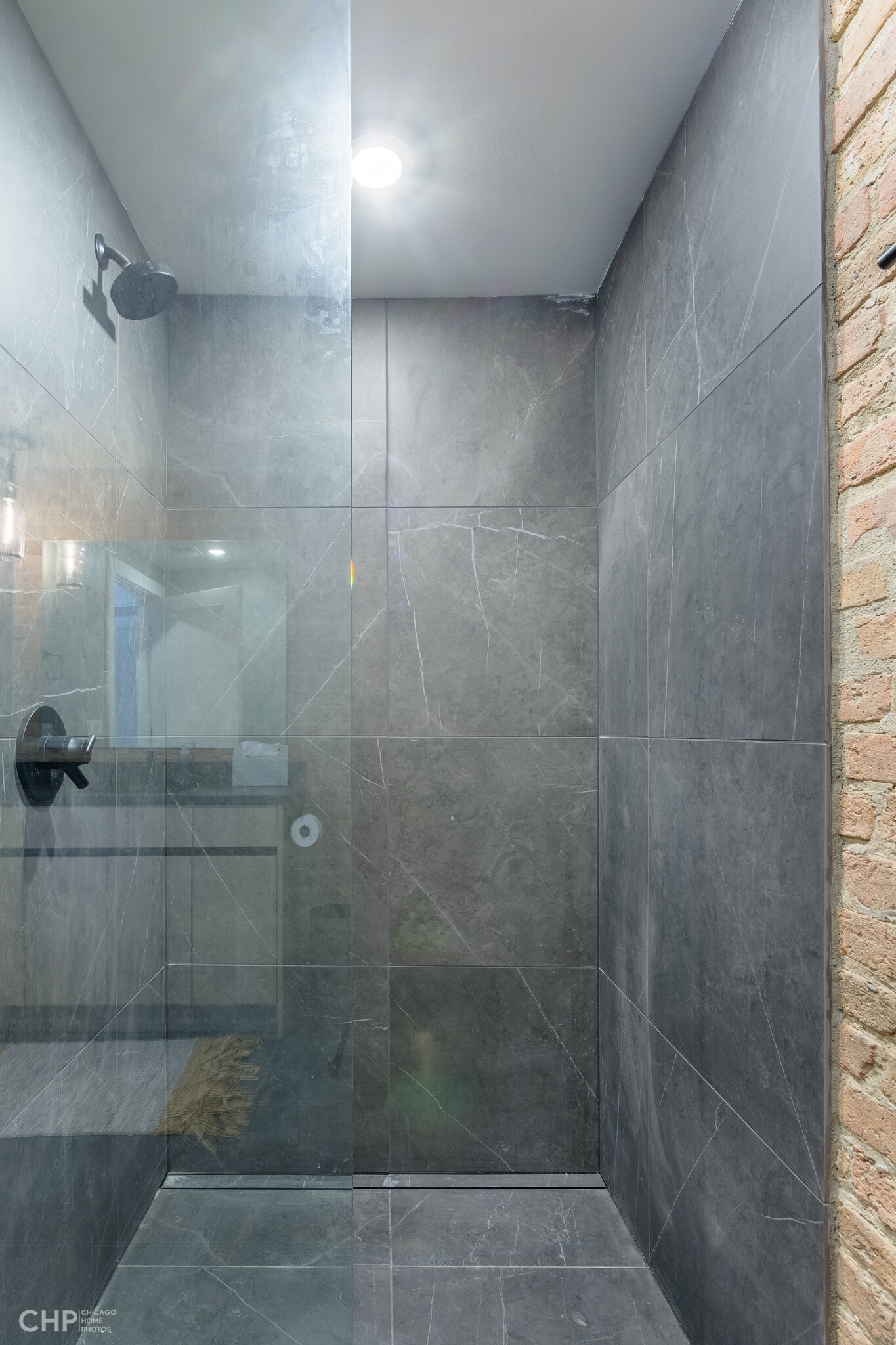 Building Photo - 729 N Sangamon St