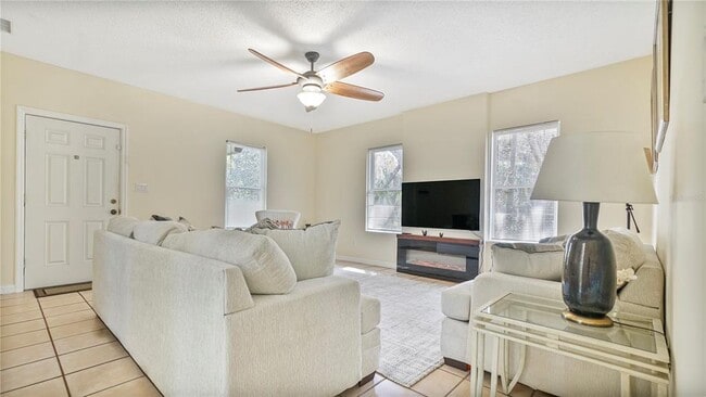 Building Photo - 2506 Formosa Ave