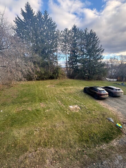 Building Photo - 12 Milne St