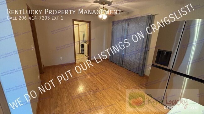 Building Photo - 9441 Country Hollow Dr E