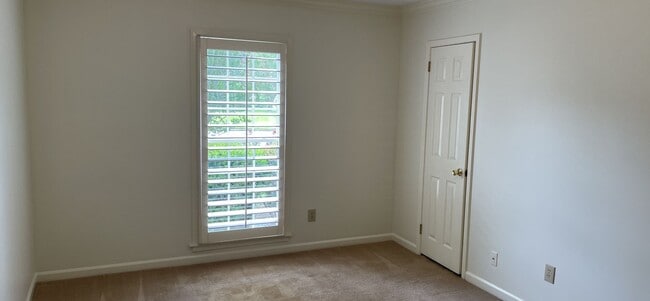 Building Photo - 1830 Young Farm Rd