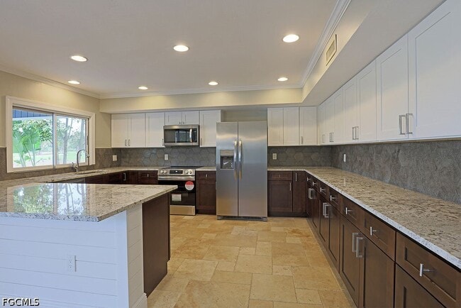 Building Photo - 16717 Bobcat Dr