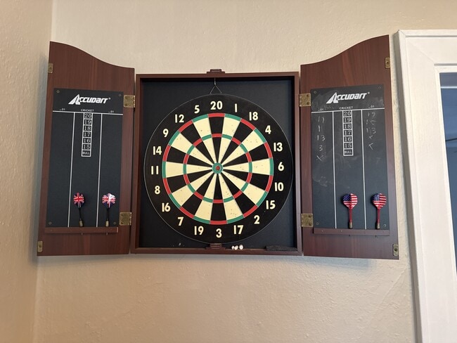 Building Photo - 1644 McFarland Rd