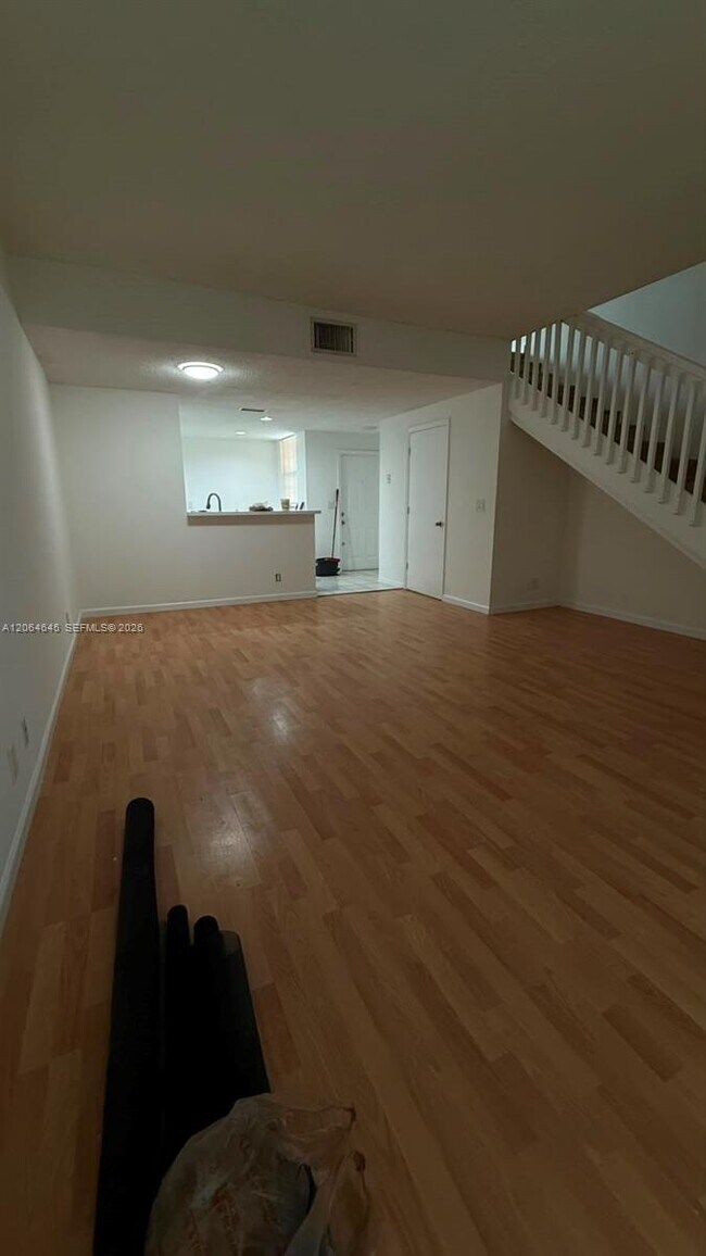 Building Photo - 1531 Barcelona Way