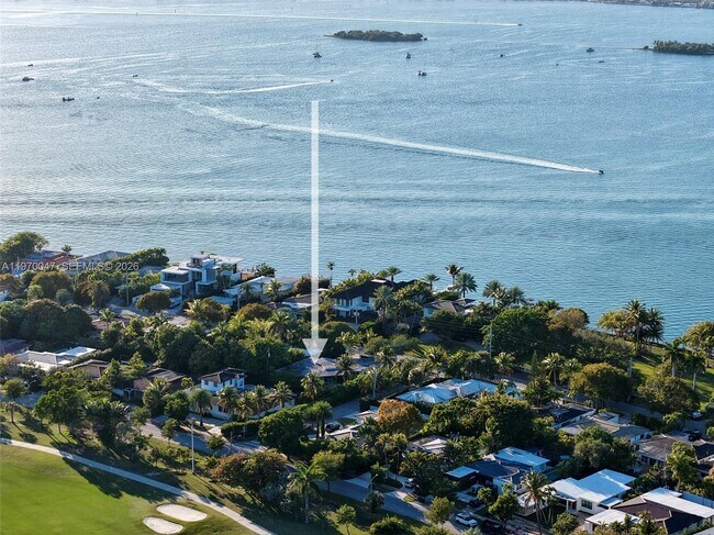 Building Photo - 1000 N Shore Dr