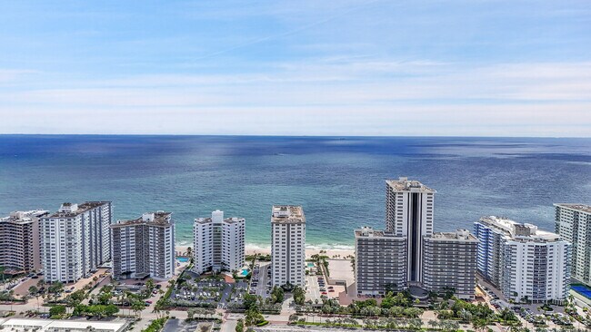 Building Photo - 3550 Galt Ocean Dr