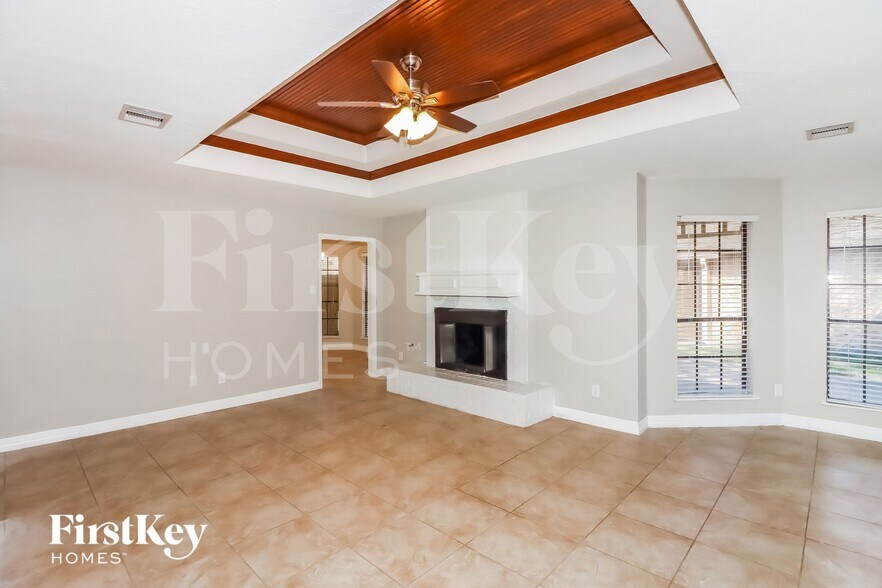 Building Photo - 6611 Gleneagles Dr