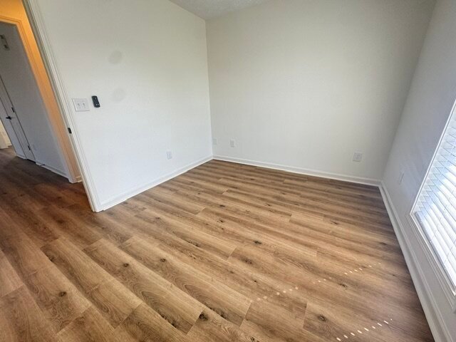 Building Photo - 2208 Summerwind Dr