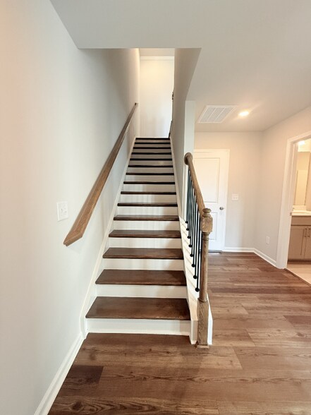 Building Photo - 308 Carolina Spgs Blvd