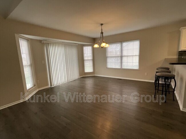 Building Photo - 601 Whetstone Ln