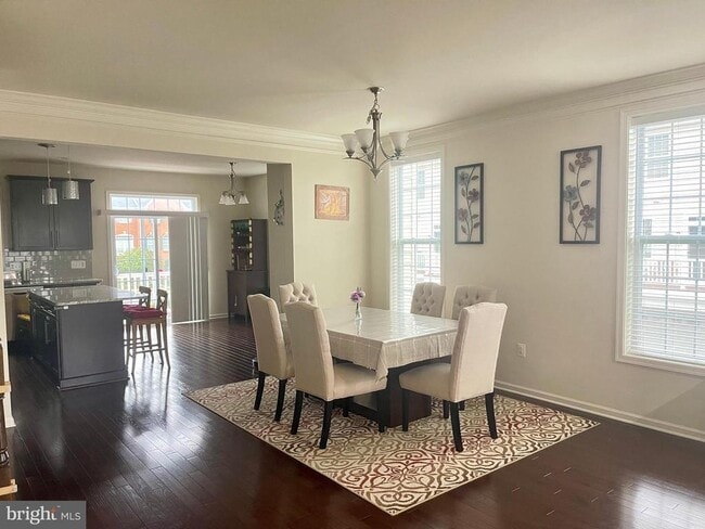 Building Photo - 43010 Paris Gap Square