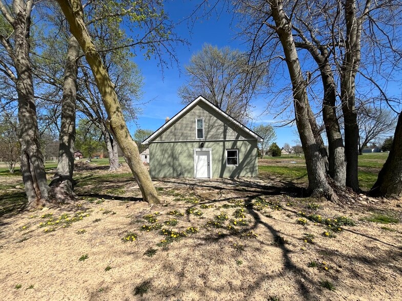 Building Photo - 720 Green Cook Rd