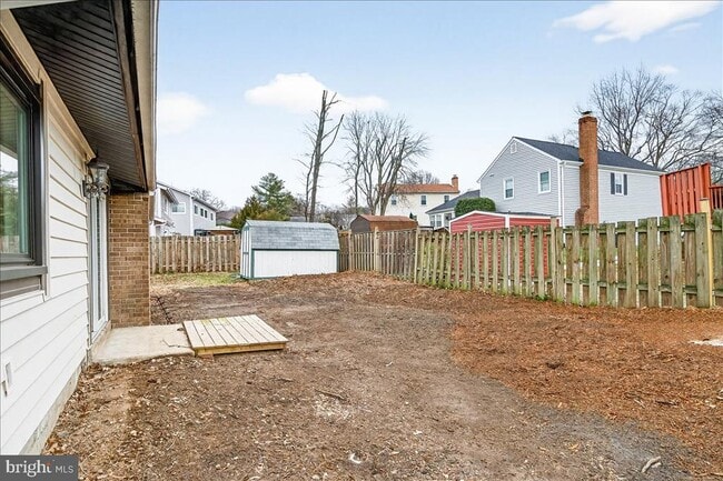 Building Photo - 6901 Vantage Dr