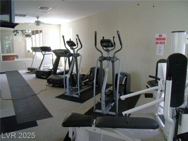 Building Photo - GORGEOUS 2nd FLOOR UNIT IN DESIRABLE GATED...