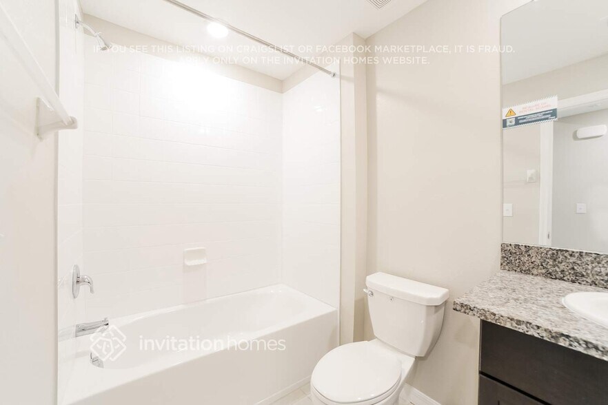 Building Photo - 3712 86th St E