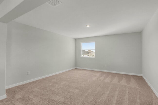 Building Photo - 8730 Thyme Mdw