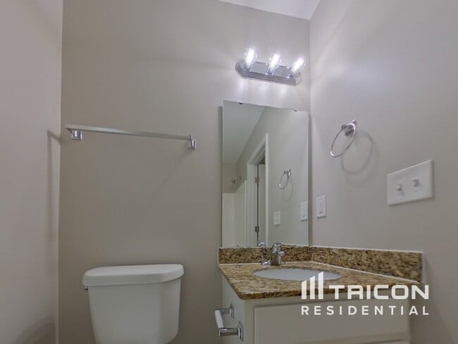 Building Photo - 909 Northern Dancer Ln