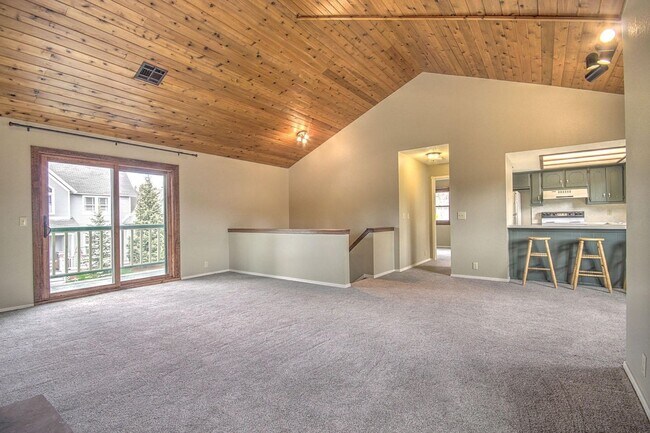 Building Photo - Breck Downtown Duplex