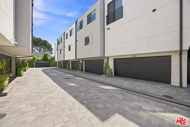 Building Photo - 11622 Colfax Mdw Ln