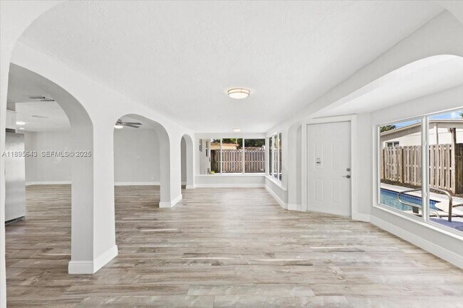 Building Photo - 4131 NW 13th Ave