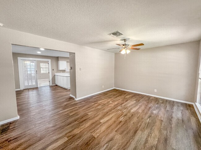 Building Photo - Welcome to Your New Rental in West San Antonio