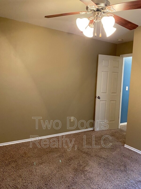 Building Photo - 7921 Frye Ln