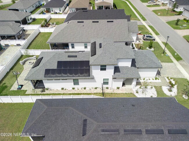 Building Photo - 121 Newfield Wy.