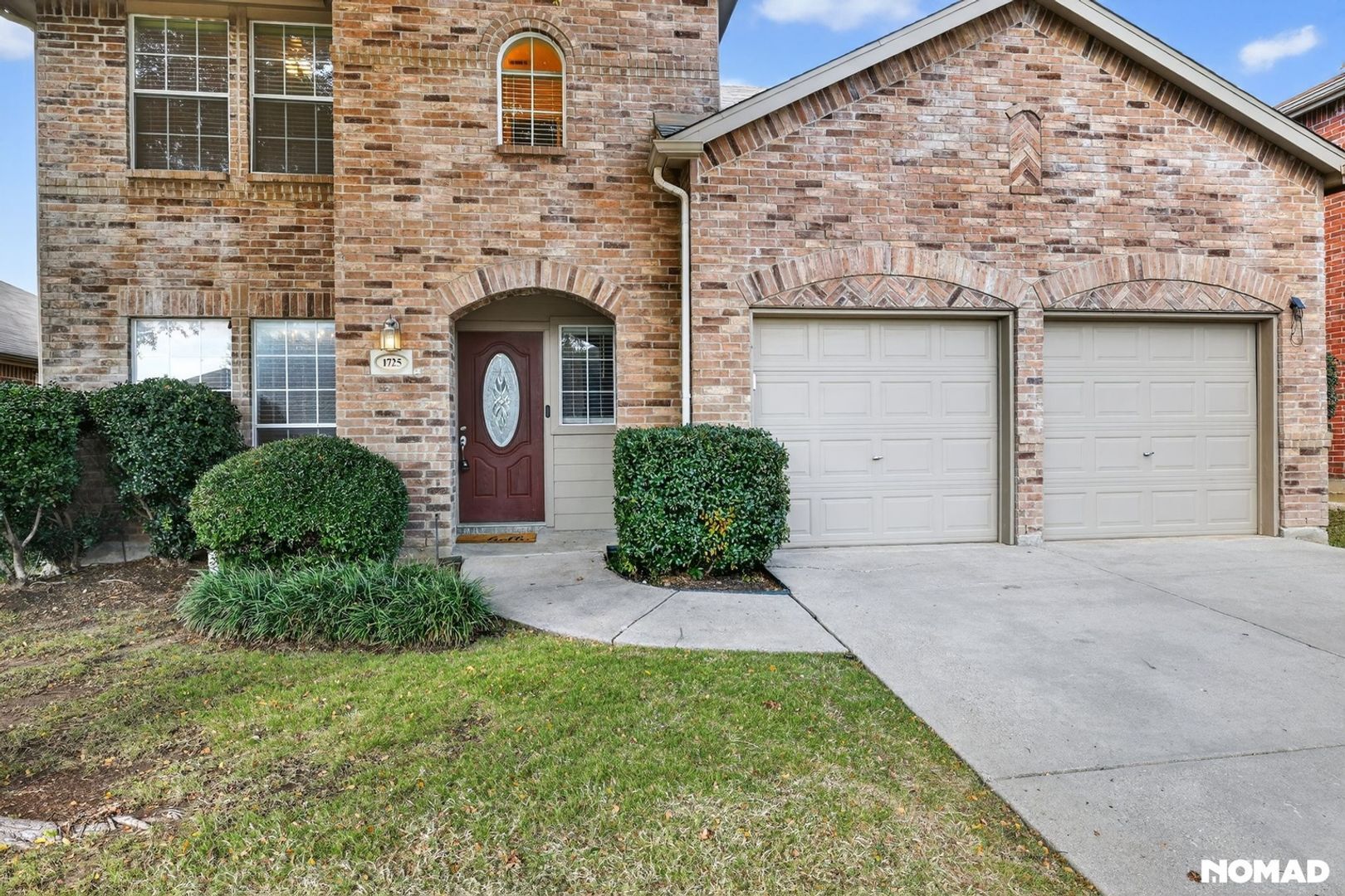 Building Photo - 1725 Bluebird Dr