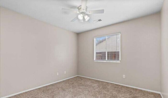 Building Photo - Beautiful House for Rent NW Bakersfield - ...