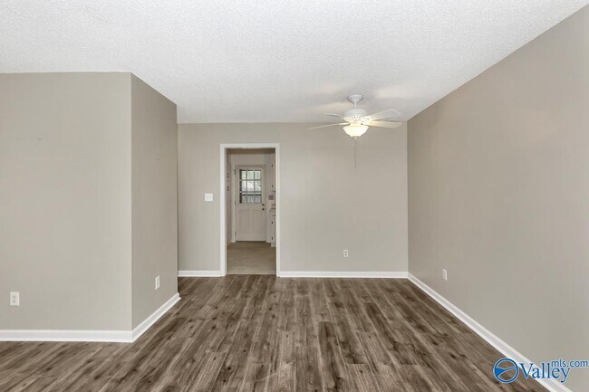 Building Photo - 8147 Oldfield Rd SW