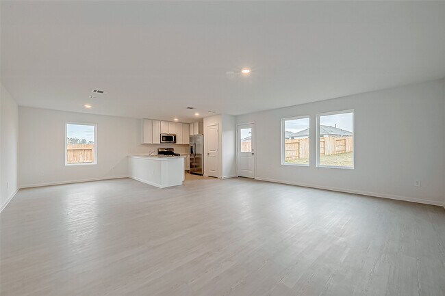 Building Photo - 719-719 Falling Cave Dr