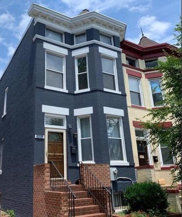 Building Photo - 1023 Columbia Rd NW