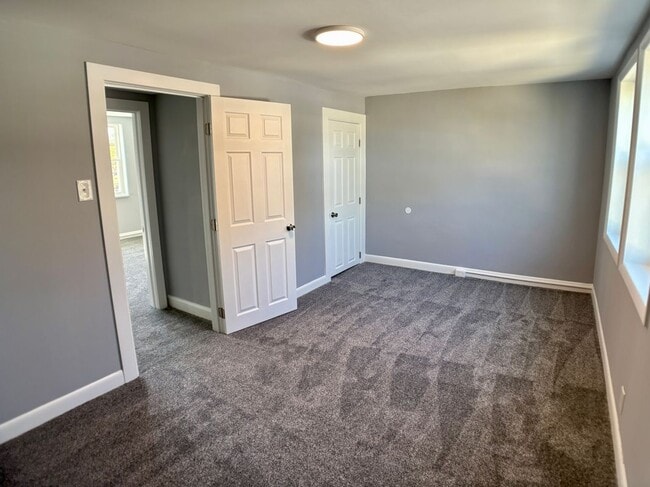 Building Photo - 1107 Cinnaminson Ave