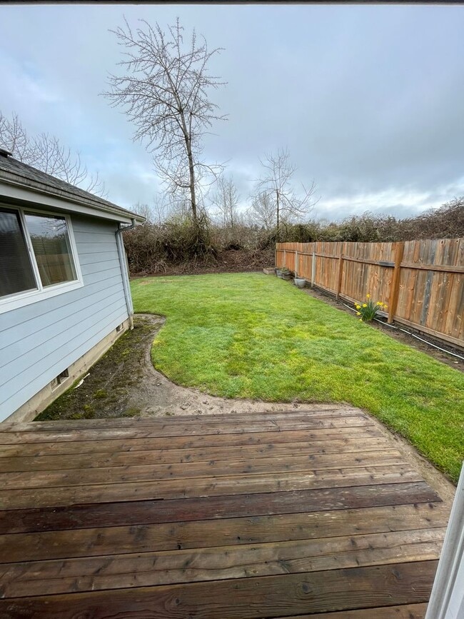 Building Photo - 367