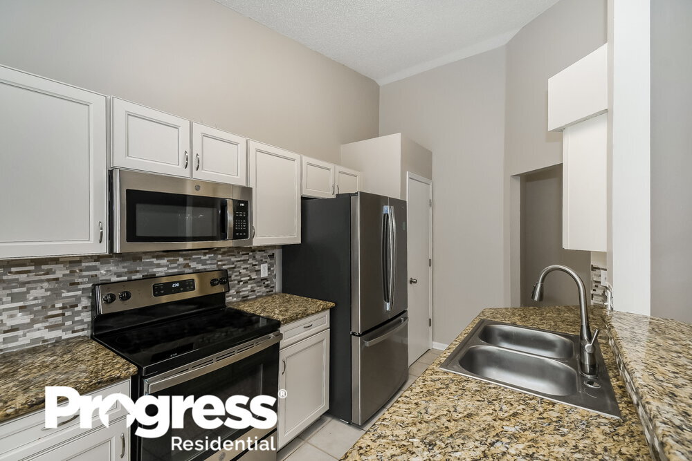 Building Photo - 8026 Fleur De Lis Dr