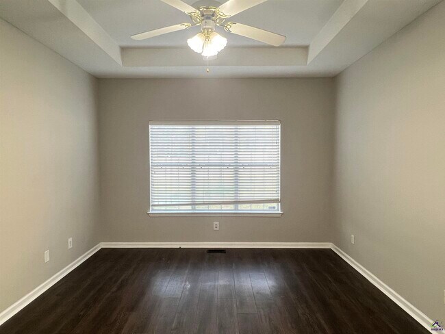 Building Photo - 253 Chadwick Cir