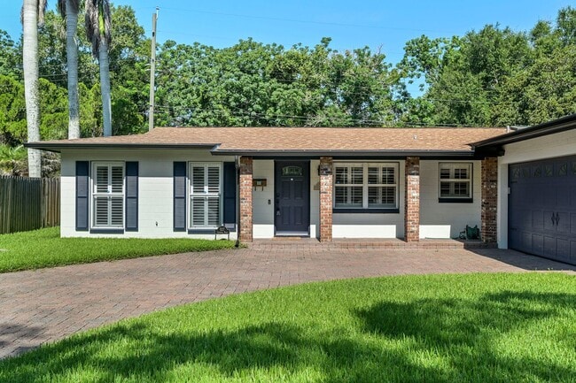 Building Photo - Renovated Winter Park Pines Home for Lease