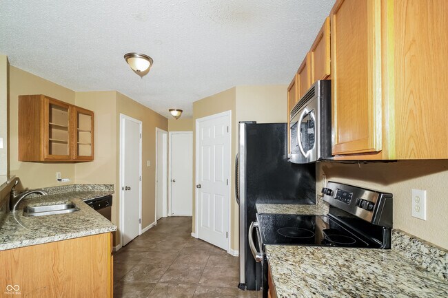 Building Photo - 1235 Porchester Ln