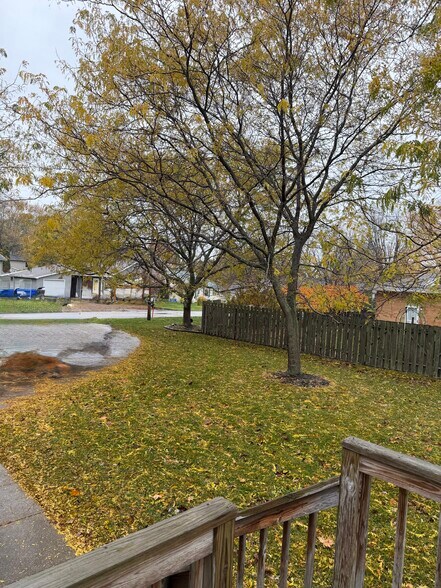 Building Photo - 3062 Laird Ave