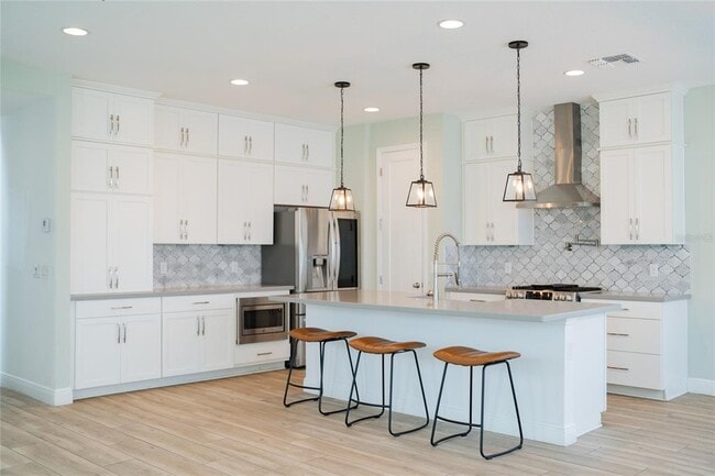 Building Photo - 13087 Salk Way