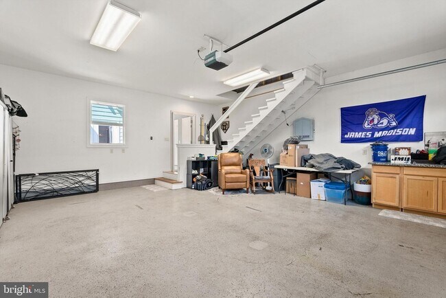Building Photo - 3369 Preston Shore Dr