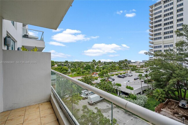 Building Photo - 6362 Collins Ave